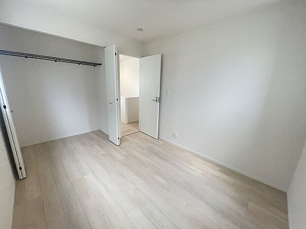 お子様の一人部屋にも喜ばれます。