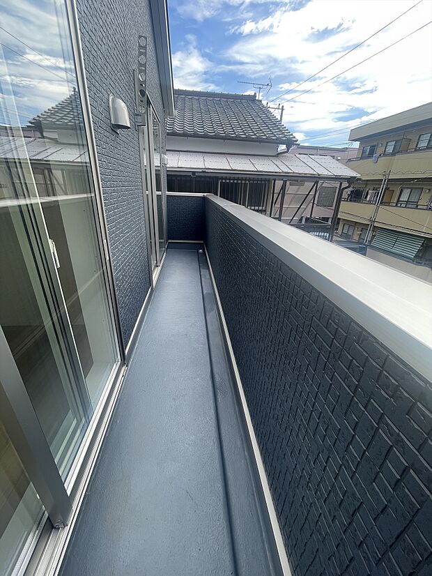 陽当りの良いバルコニー