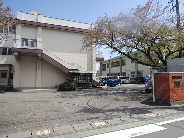 三島市立東小学校まで(550m)