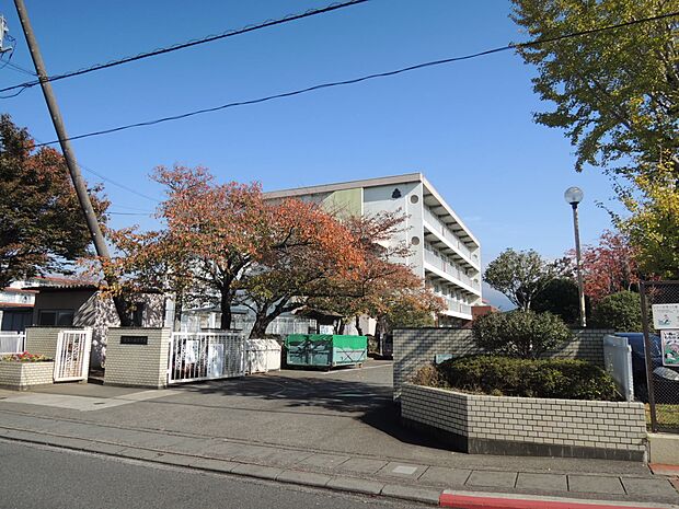 三島市立南中学校まで(1500m)