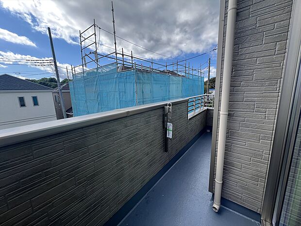 南向きバルコニーでお洗濯物もカラっと乾きます。