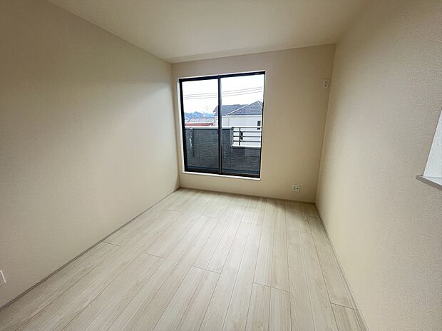 2階居室は全4部屋。