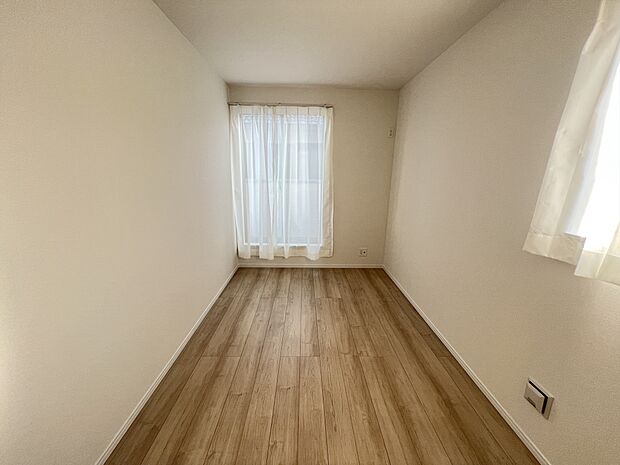 全居室2面採光で明るい陽です。