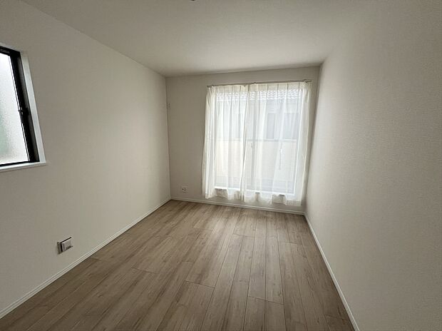 お子様に一人部屋を持たせてあげられる4LDK。