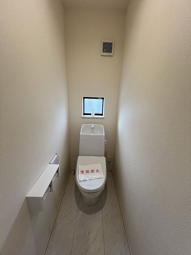 2階トイレ内です
