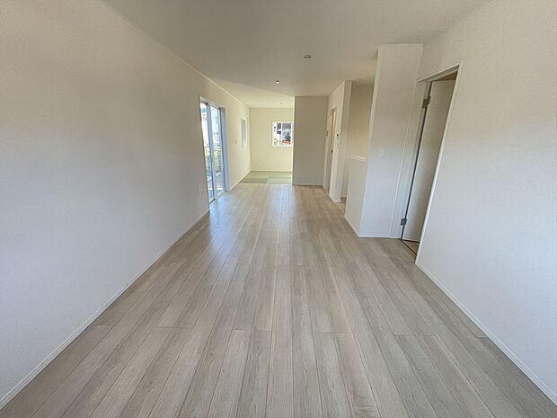 21帖超の広々リビング！