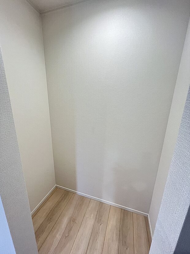 キッチンのパントリー収納です。