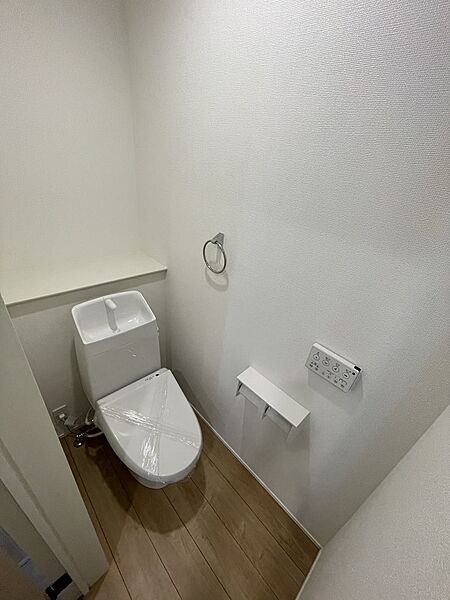 温水洗浄機能付きトイレは2か所完備です。