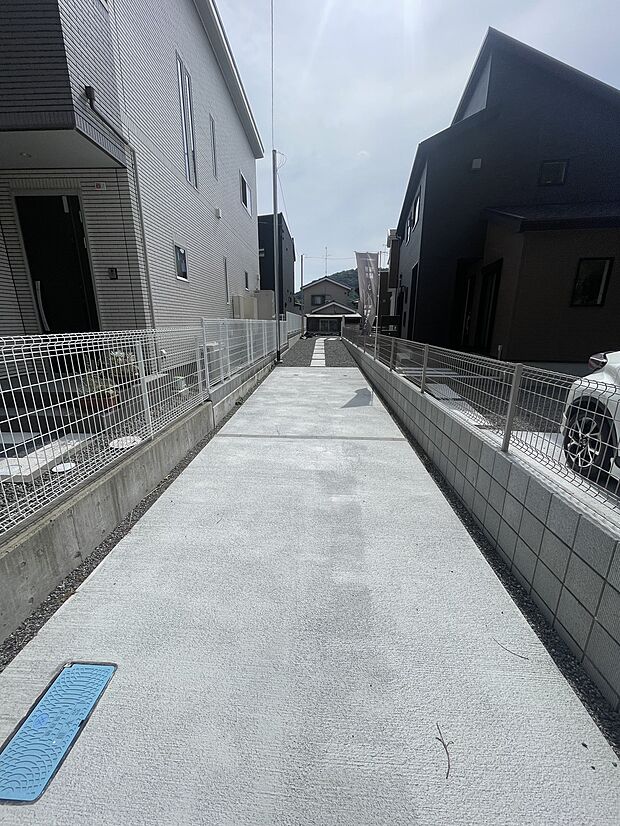 お車縦列2台可
