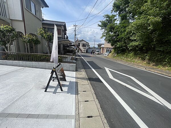 交通量の少ない前面道路