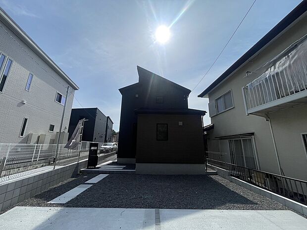 堂々完成!ご見学予約受付中です。お気軽にお問い合わせください。