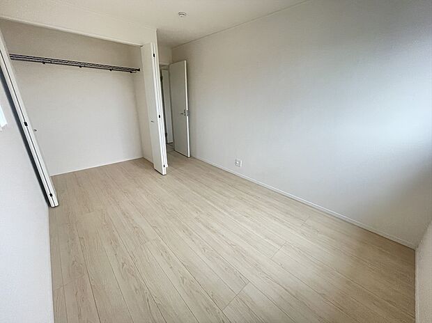 お子様の一人部屋にも喜ばれます。