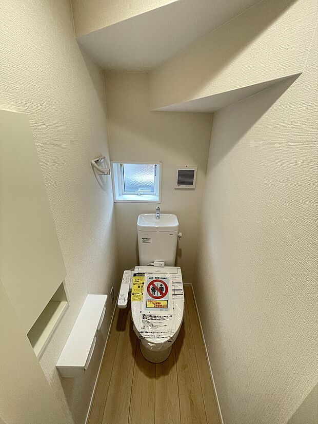 温水洗浄機能付きトイレは2か所完備
