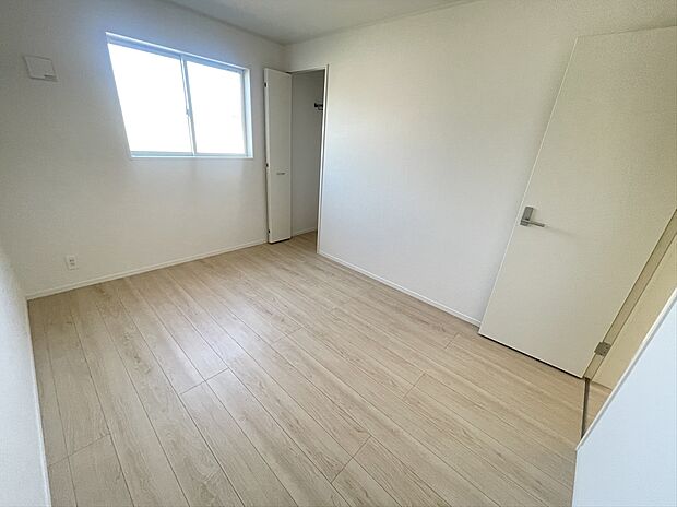お子様の一人部屋にも喜ばれます。