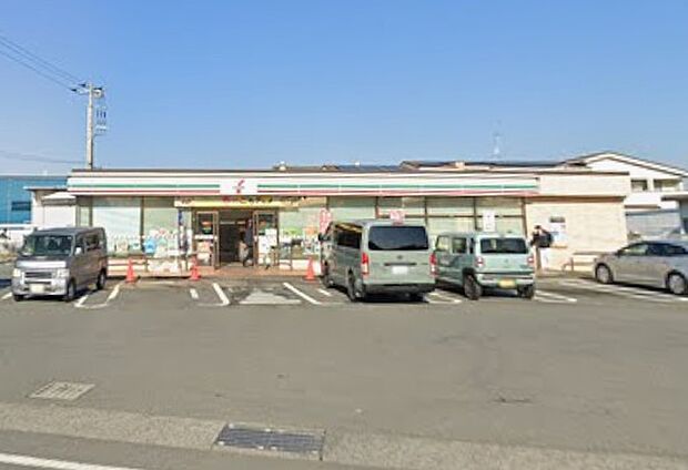 セブンイレブンまで（363m）