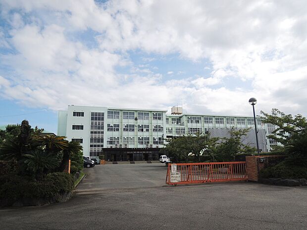 函南町立函南東中学校まで（515m）