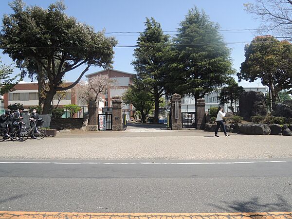 三島市立北中学校まで（1620m）