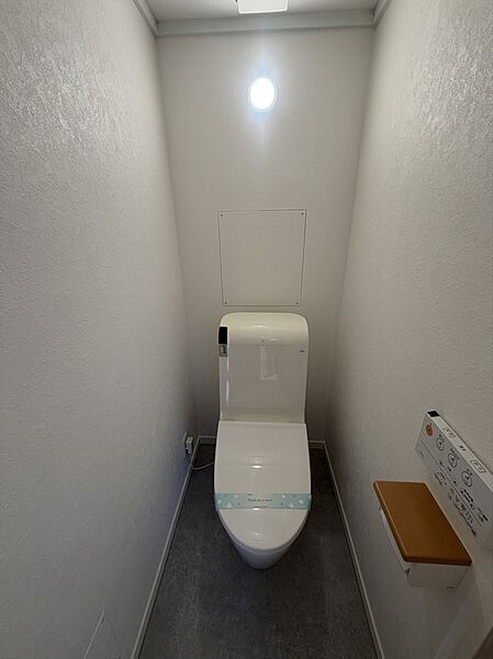トイレを拡大表示