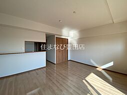 レアル前田 3階ワンルームのリビング/ダイニング