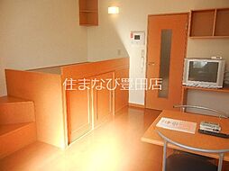 レオパレスさくら 2階1Kのリビング/ダイニング