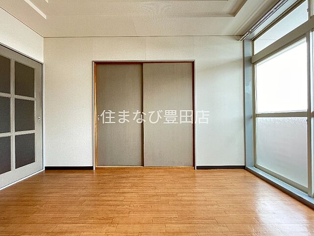 洋室