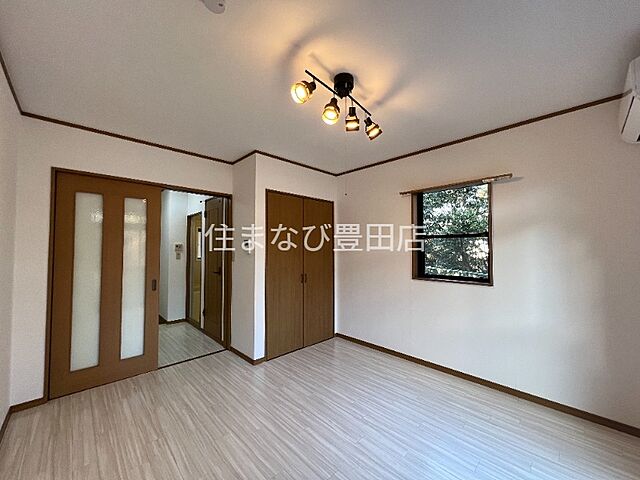 洋室