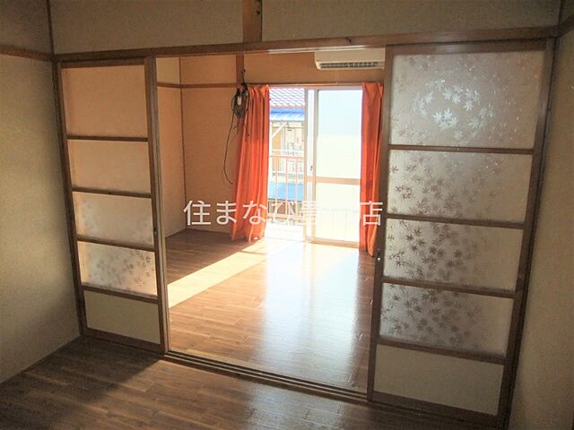 寝室