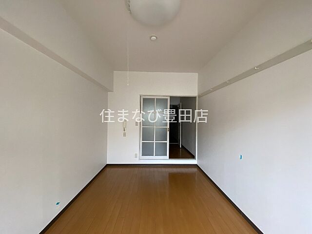 洋室