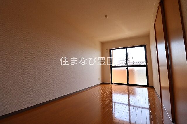 洋室