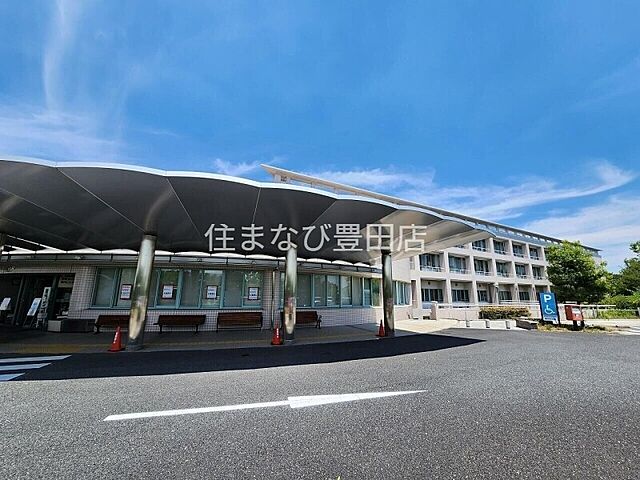 周辺