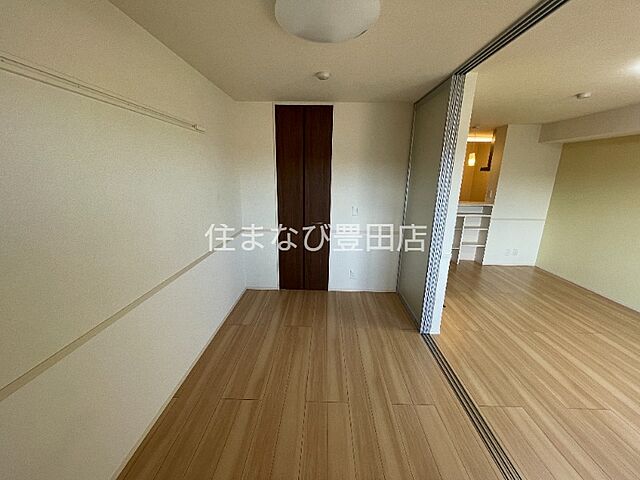 洋室