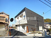 赤池駅よりバス27分 徒歩2分 築5年10ヶ月 2階建の賃貸物件