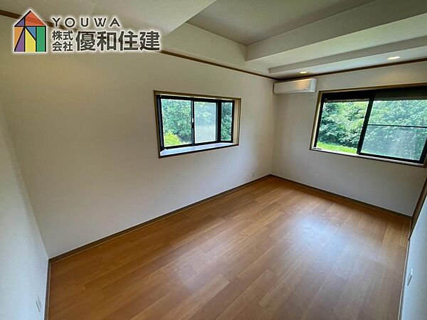 敷地70坪！建物41坪6SLDKのゆったり間取り！車庫3台！お庭付き！