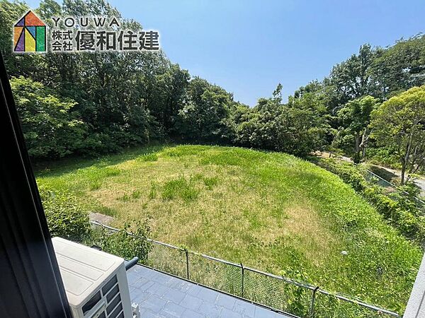 敷地70坪！建物41坪6SLDKのゆったり間取り！車庫3台！お庭付き！