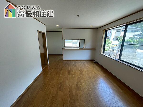 敷地70坪！建物41坪6SLDKのゆったり間取り！車庫3台！お庭付き！