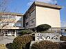 周辺：津市立南立誠小学校（395m）