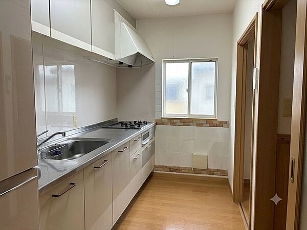 キッチン※AI加工にて生活雑貨類を消しています