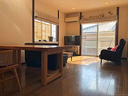 四日市市浮橋1丁目戸建 4SLDKのリビング/ダイニング