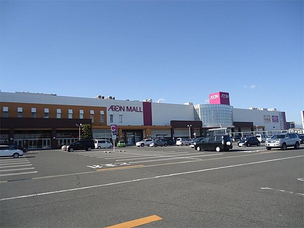 イオン四日市北店（630m）