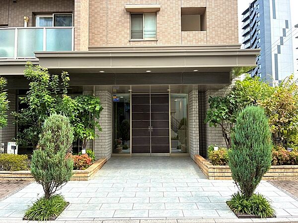 【エントランス】