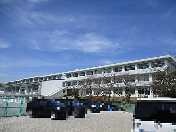 亀山市立井田川小学校（2021m）