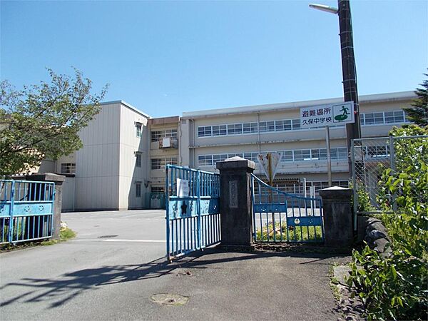 松阪市立久保中学校（1806m）