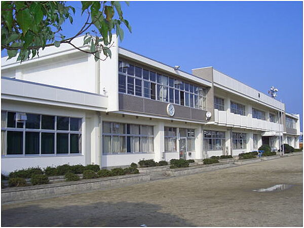 津市立一志中学校（3357m）