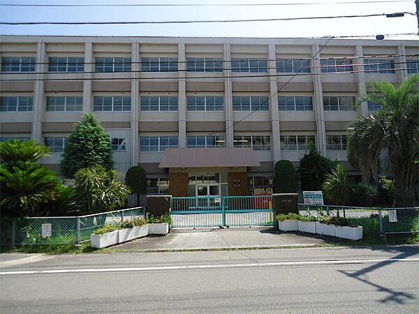 桑名市立光風中学校（1400m）