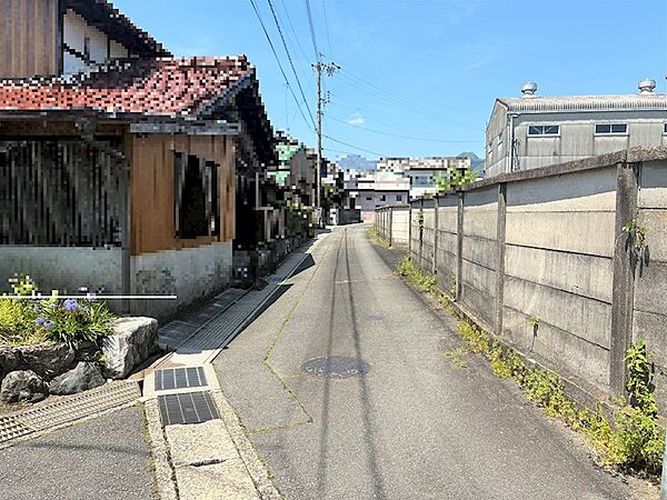 南側道路