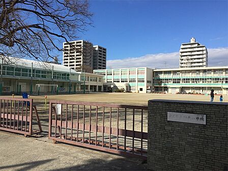 桑名市立精義小学校（600m）