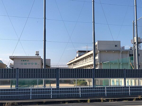 川越町立川越中学校（1900m）