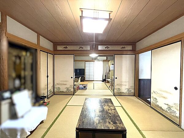 【和室】和室は約16帖ございます！