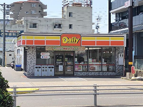 デイリーヤマザキ 春日井高蔵寺店（719m）