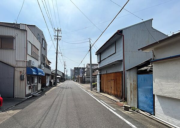 【前面道路】